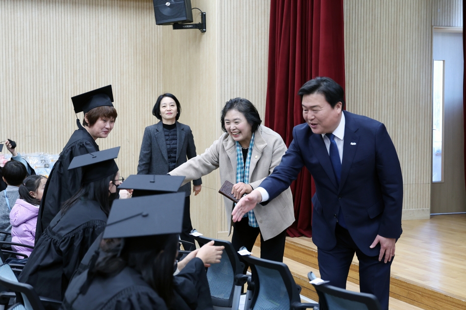 시흥다문화엄마학교 11기졸업식 및 12기 입학식_3