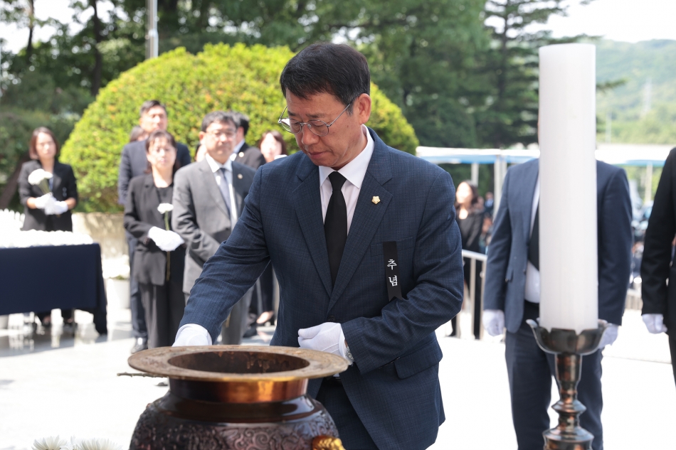 제70회 현충일 추념행사_14