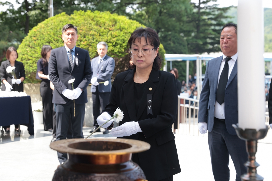 제70회 현충일 추념행사_16
