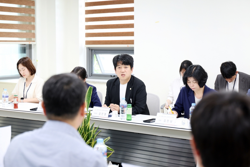 제328회 시흥시의회(정례회) 교육복지위원회 행정사무감사(현장방문) _25