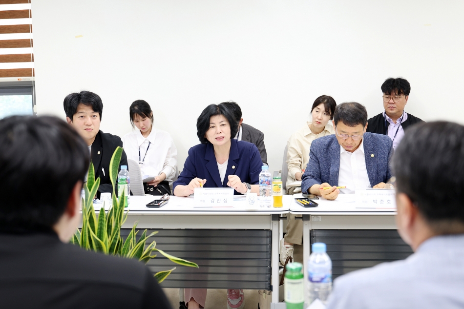제328회 시흥시의회(정례회) 교육복지위원회 행정사무감사(현장방문) _27
