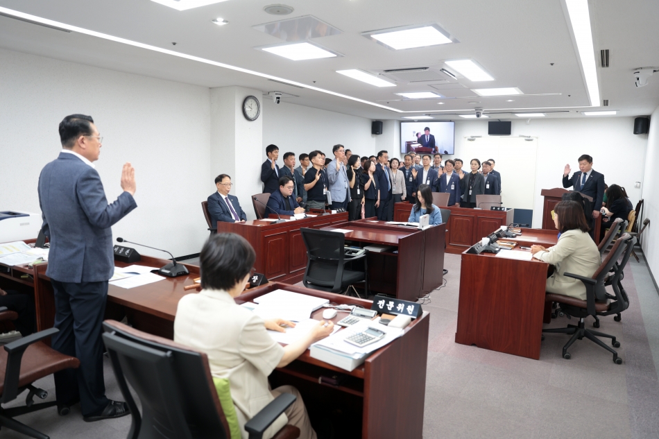 제328회 시흥시의회(정례회) 자치행정위원회 행정사무감사 현장방문_2