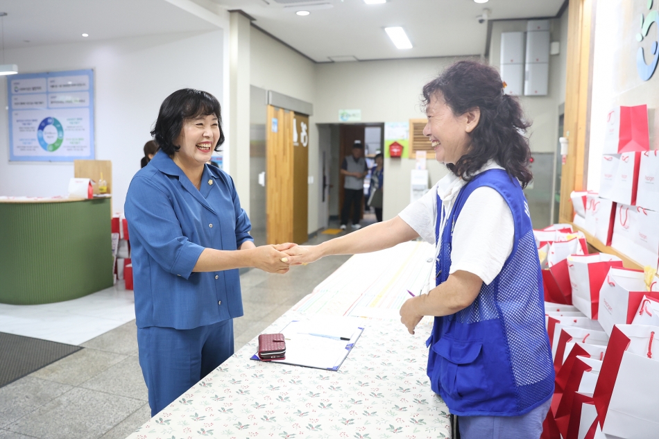 바르게살기운동위원회 삼계탕 나눔행사_5