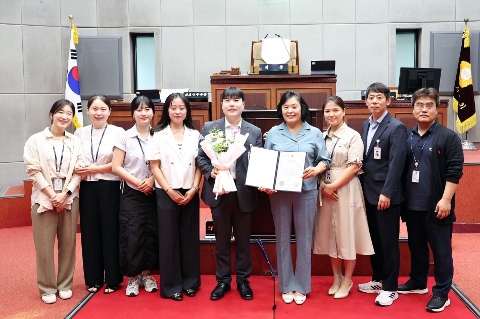 7월 의정발전 유공 공무원 표창 수여_7
