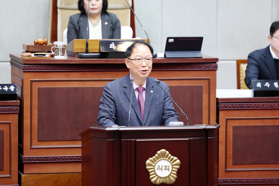 제332회 시흥시의회(제2차정례회) 제1차 본회의_8