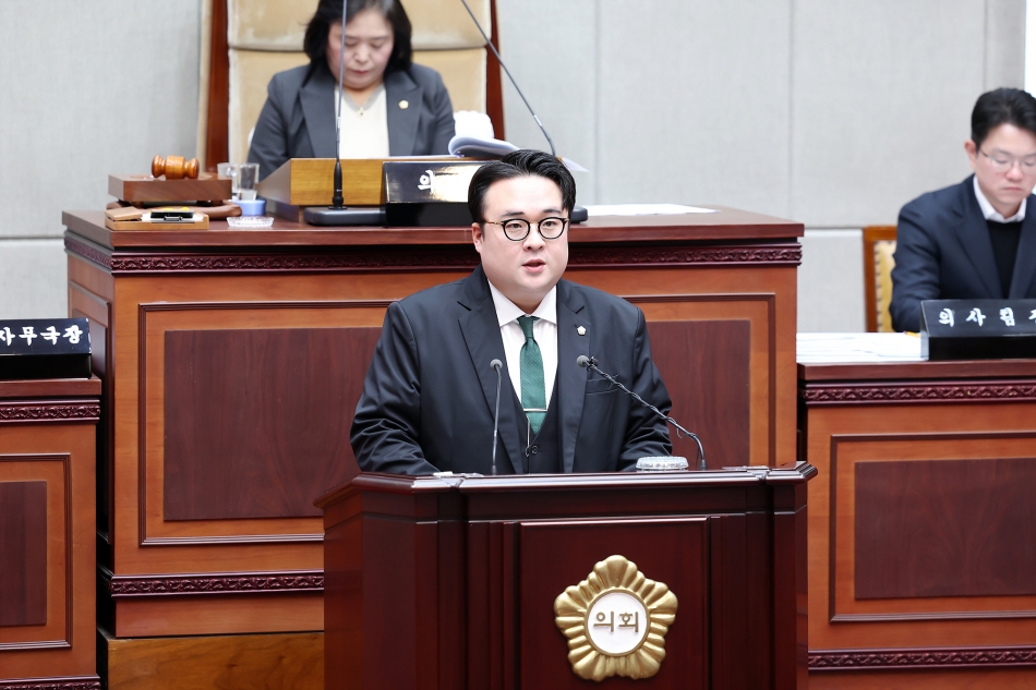 제332회 시흥시의회(제2차정례회) 제1차 본회의_11